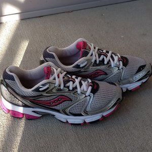Woman's Saucony running shoes